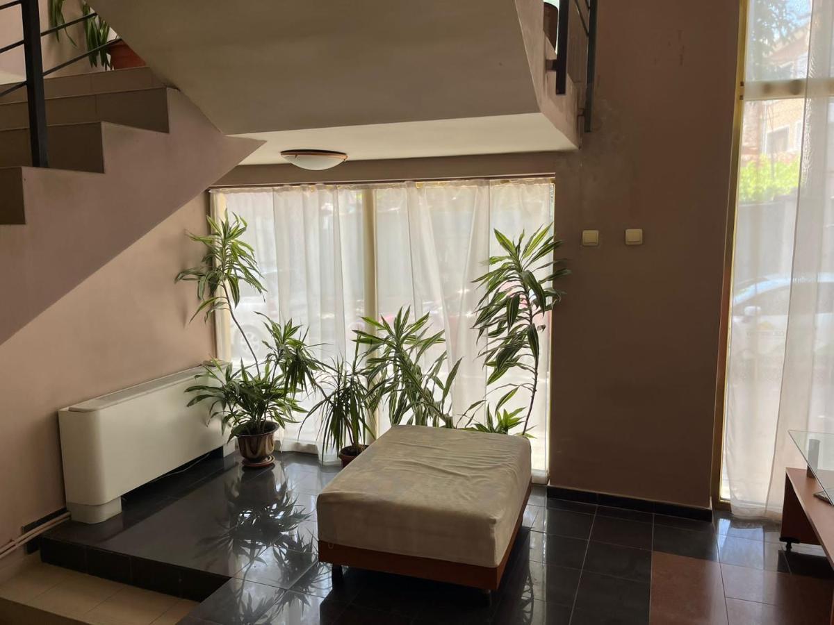 Hotel Kredo Sliven Exterior photo