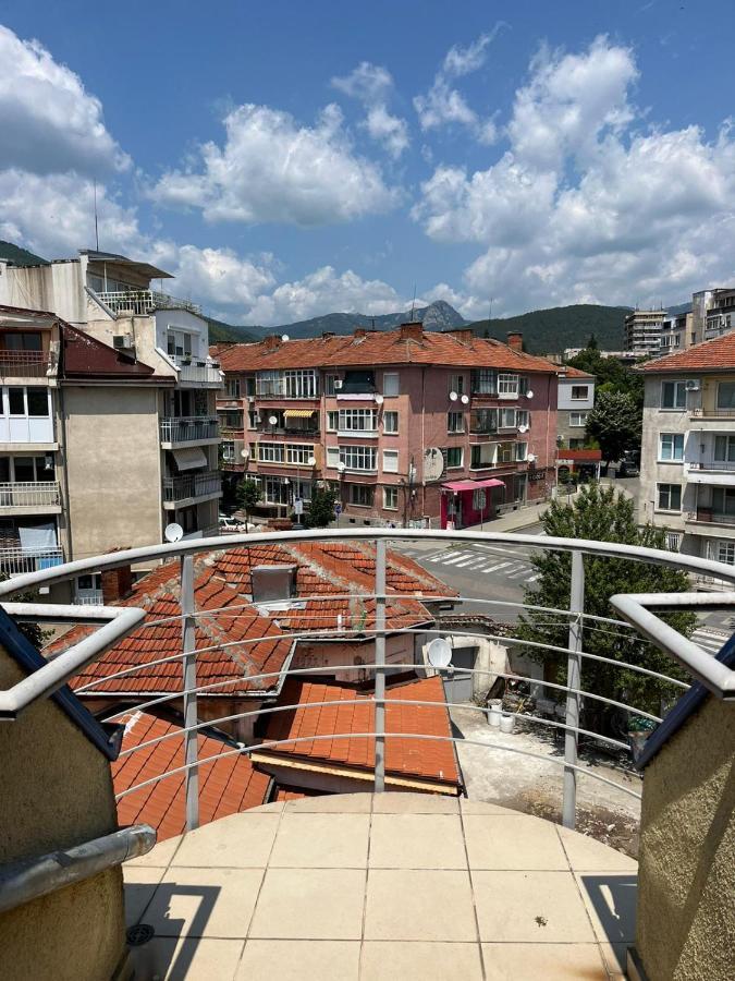 Hotel Kredo Sliven Exterior photo
